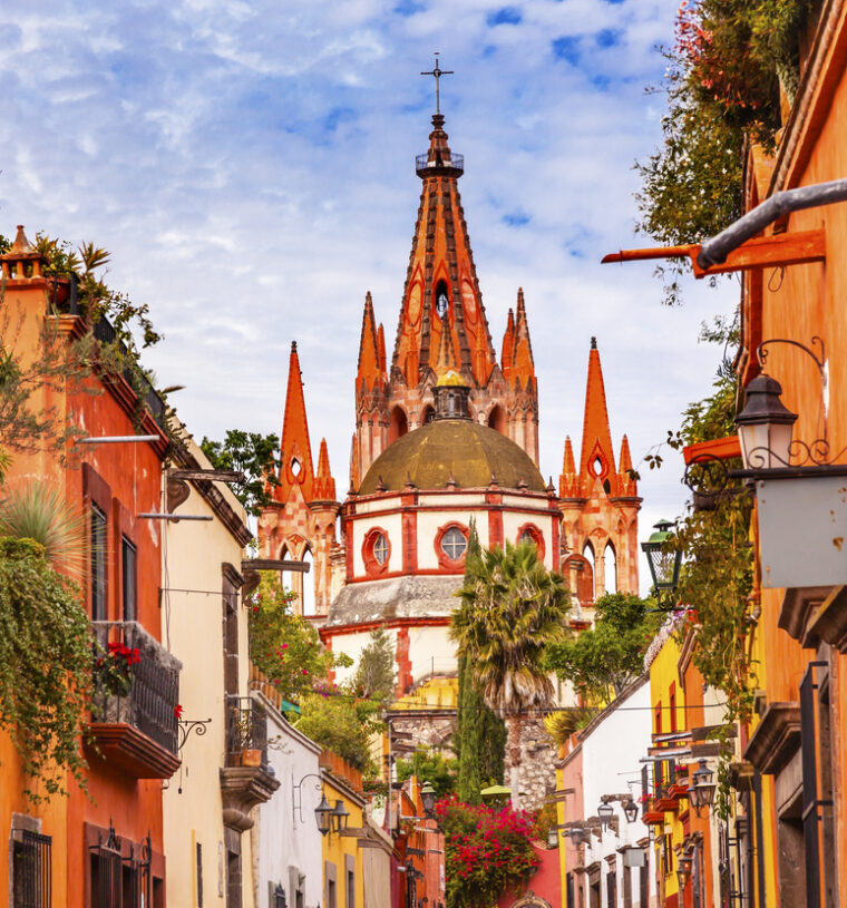 Aldama Street Parroquia Archangel church Dome Steeple San Miguel de Allende, Mexico. Parroaguia created in 1600s.
